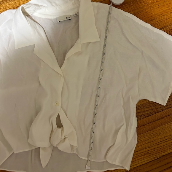 Aritzia | Wilfred Free Tie front Blouse short sleeve - Picture 5 of 5